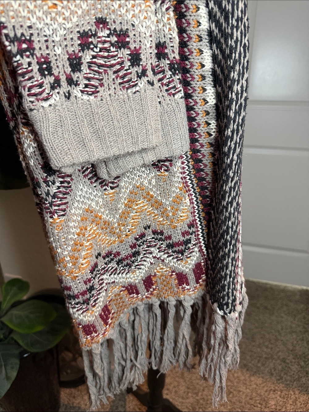 Cozy Multicolor Fringe Open-Front Cardigan Sweater - Picture 10 of 10